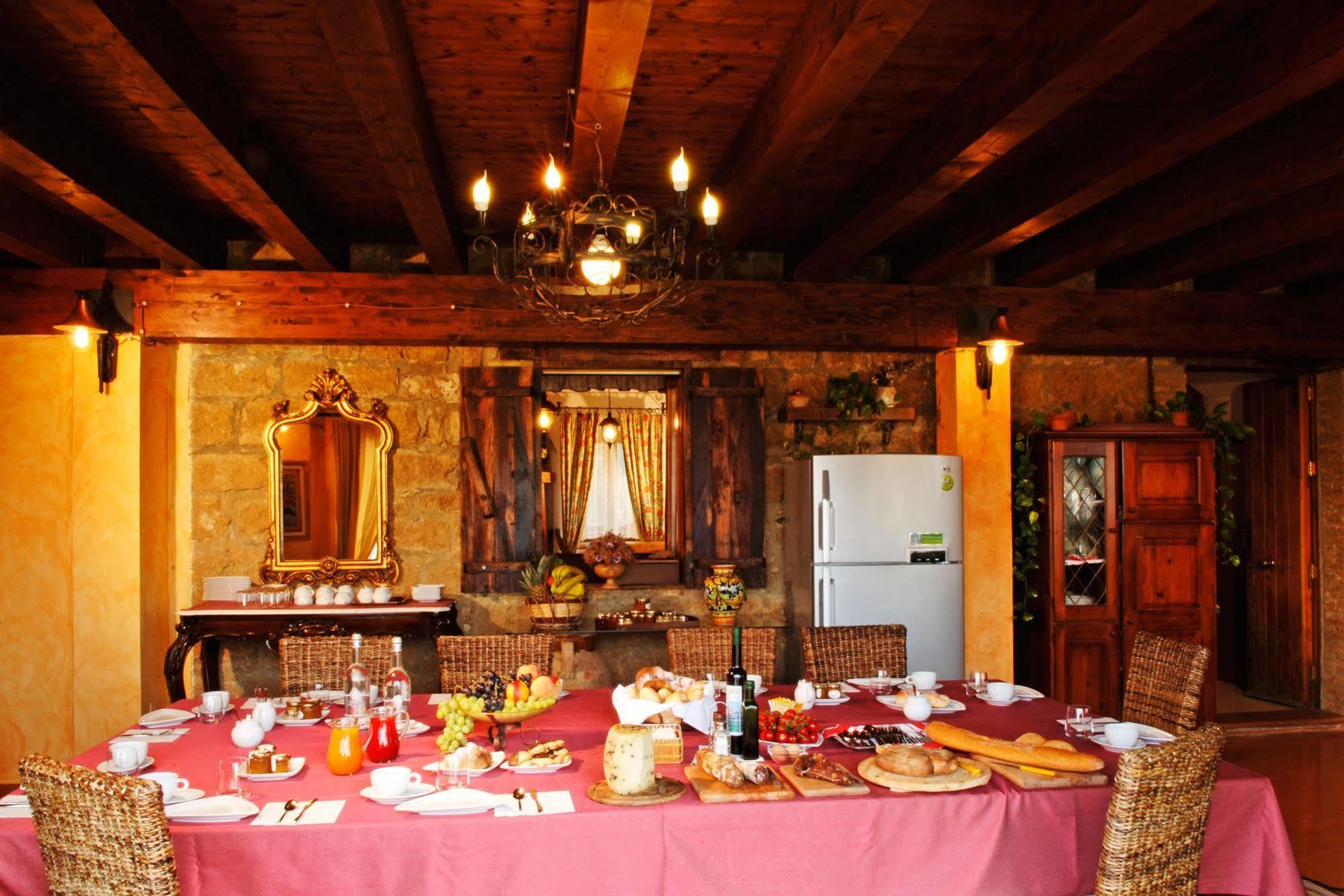 La Casa Sulla Collina D'Oro Bed & Breakfast Piazza Armerina Luaran gambar